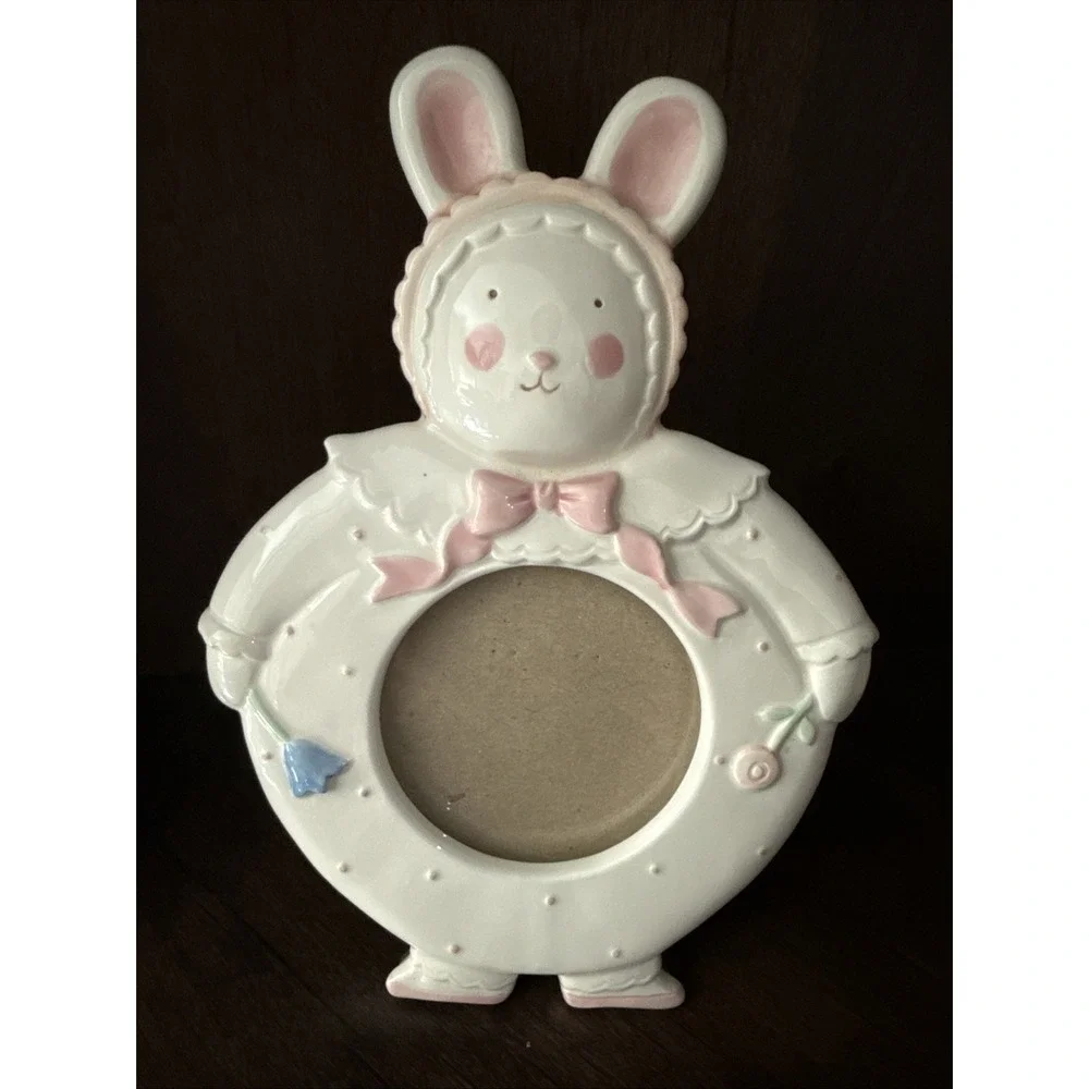 Charpente Charming Bunny Photo Frame - White and Pink 8